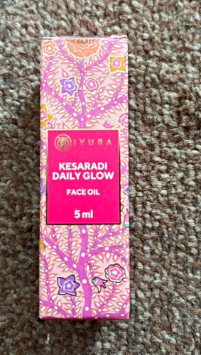 Ivyura kesaradi daily glow - ivyura,
