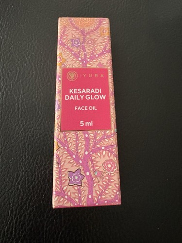 Iyura kesaradi daily glow face - glow,